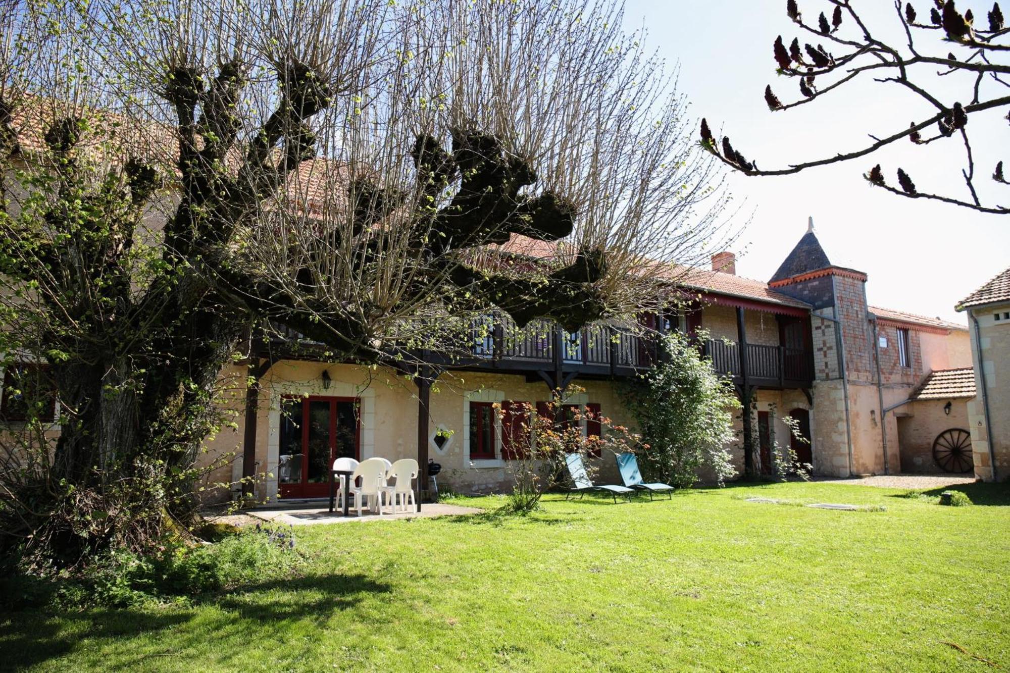 Au Repos Des Elfes Villa Braye-sous-Faye Exterior photo